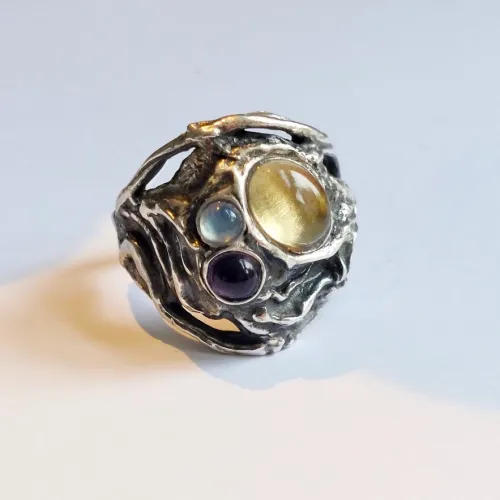 Treasure - Zilveren ring met edelstenen