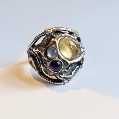 Treasure - Zilveren ring met edelstenen