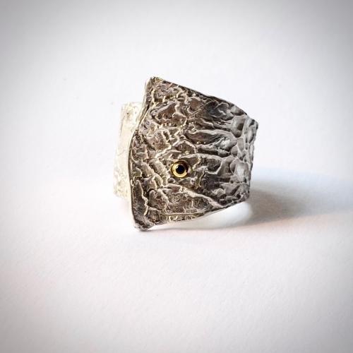 Corteza VII - Zilveren organische statement ring
