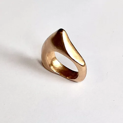 Disegno - Moderne goudkleur statement ring