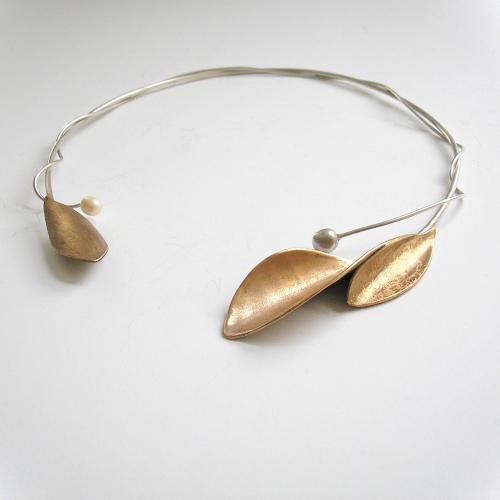 Doblada - Goudkleurige hanger aan spang