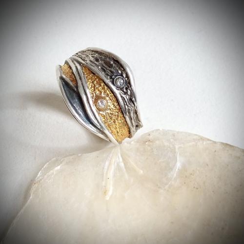 Emaranhado - Zilveren ring met goud en diamantjes