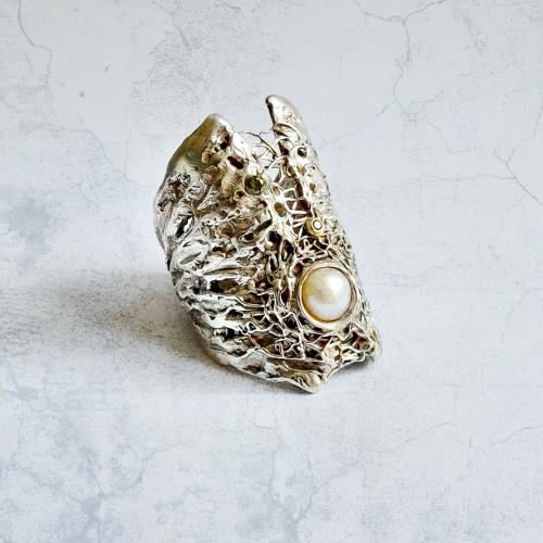 Empress - Zilveren ring met parel en edelstenen