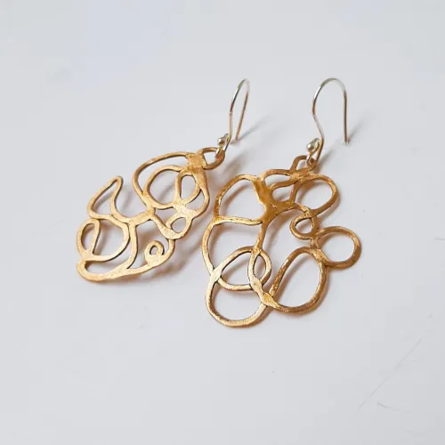 Foliage - Goudkleurige grote oorhangers