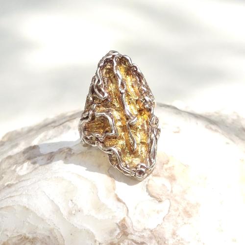 Gorges - Exclusieve organische zilveren ring met 24 krt goud