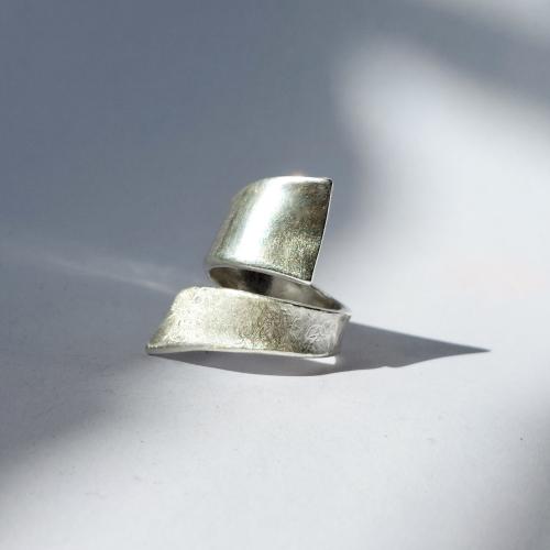 Insieme II - Zilveren organische design ring