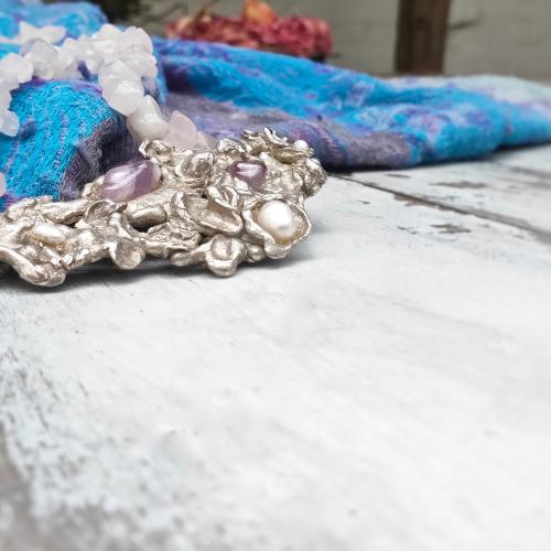 Inspired by You - Zilveren hanger met edelstenen
