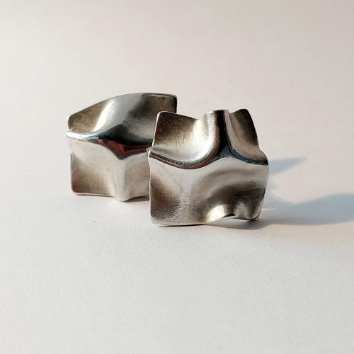 Mares II  - Zilveren designoorbellen met clips