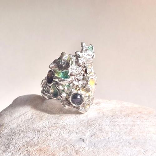 Pallassi - Zilveren organische ring met parel
