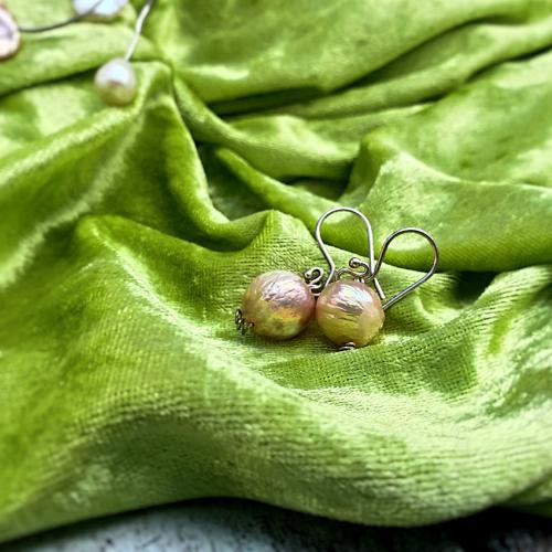 Pearlzz - Zilveren oorhangers met parel