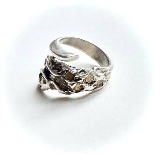 Ruvido - Zilveren organische ring met Goud
