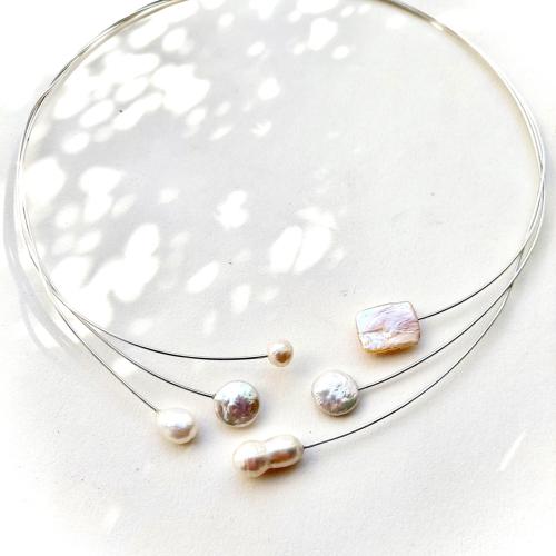 Sayonara - Zilveren draadcollier met parels
