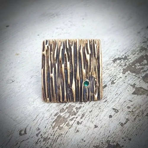 Square Grande - Goudkleurige vierkante stoere ring