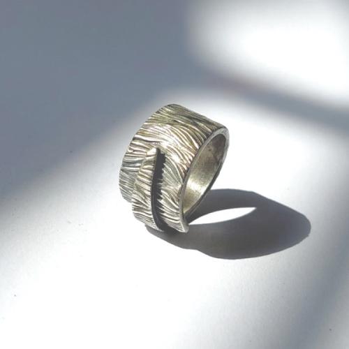 Suavemente II - Zilveren design ring