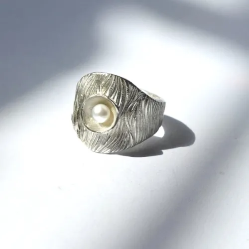 Suavemente - Zilveren ring met parel