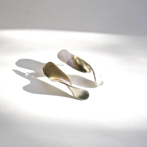 Fancy zilveren design oorstekers, made for you